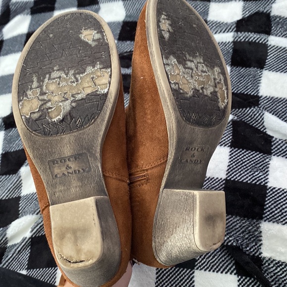 brown suede wedge boots with fringe - Picture 2 of 4